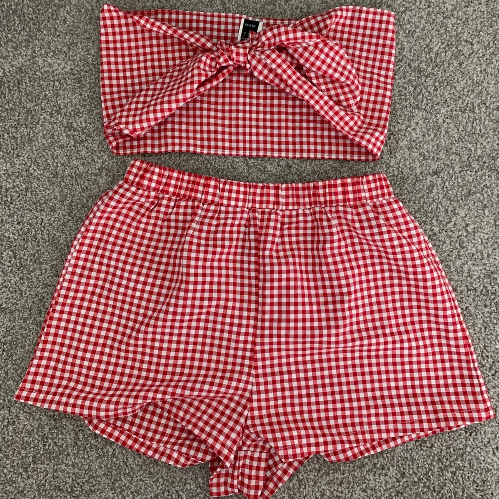 Strapless 2-piece set; gingham